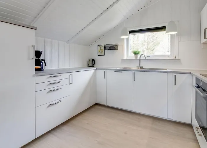 Alfwin - 3km From The Sea By Interhome